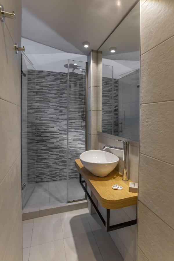 Cozy In Syntagma-plaka By Ghh Athene